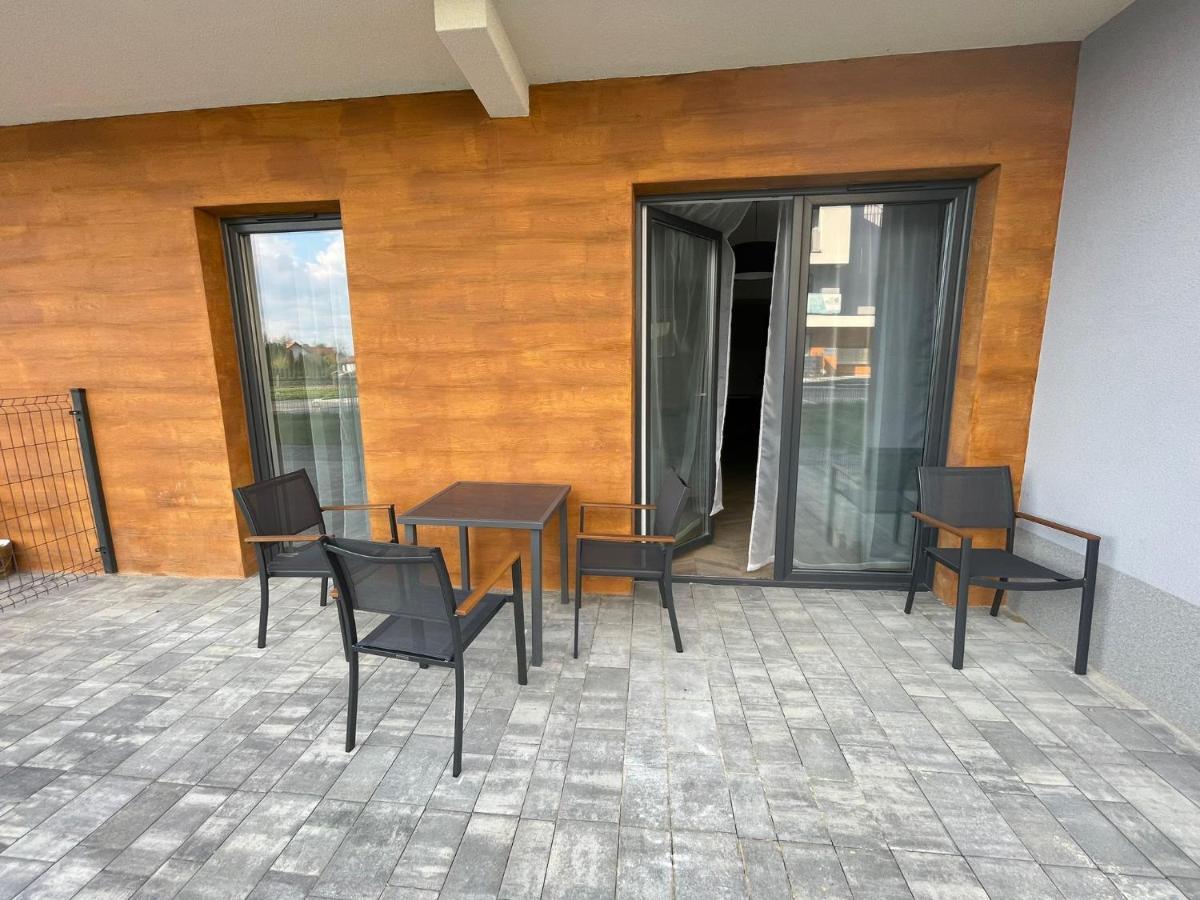 Apartament Roza 1 Zator - 2 Km Od Energylandii Eksteriør billede
